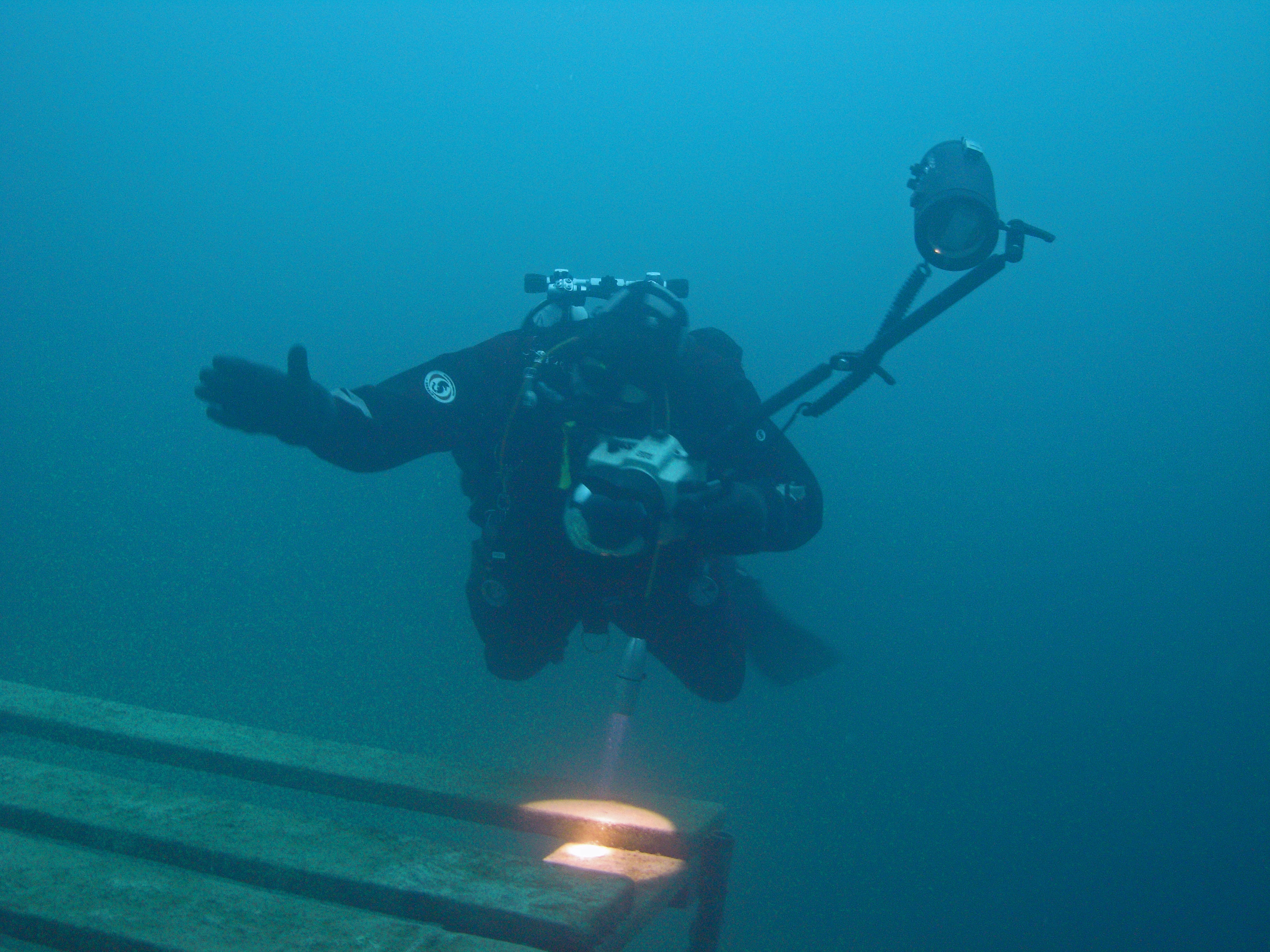 Der Happo dirigiert seine Modelle